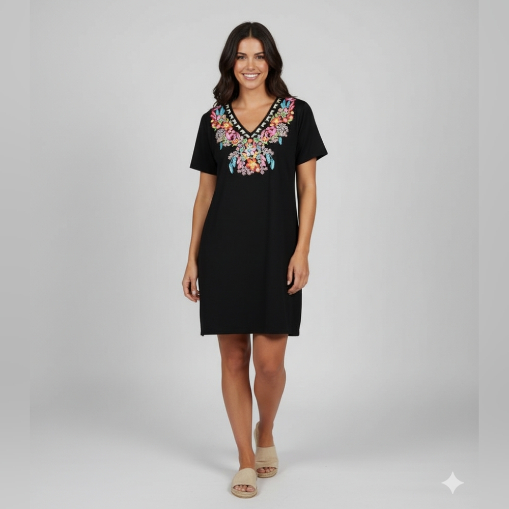 Solitaire Women's Black Embroidered Floral Short Sleeve Mini Dress Size Small